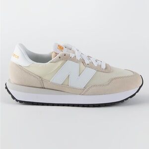 New Balance Womens 237